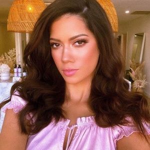 Meet your Posher, Deídre